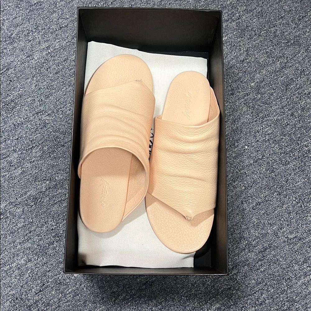 MARSÈLL Arsella 
FLIP FLOPS Women's Tan Slide Sandals 7 NIB - Picture 5 of 7